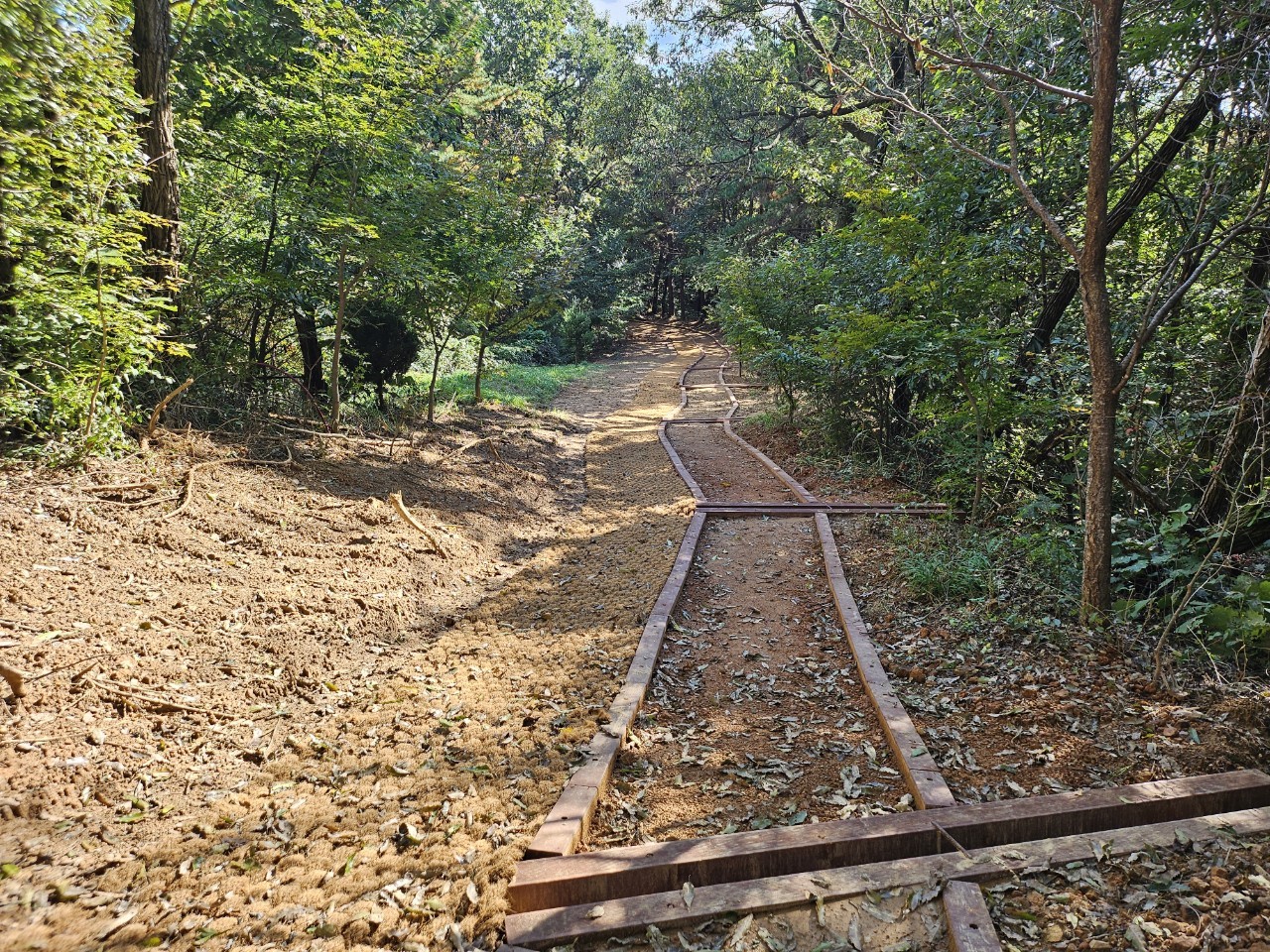 명학산 맨발길 썸네일