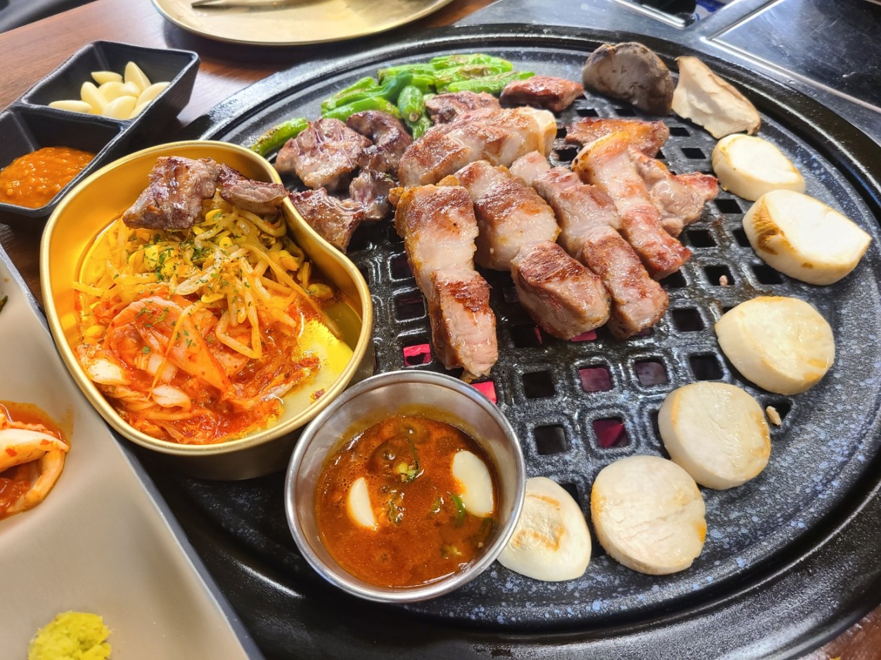금퇘랑 운정점 썸네일