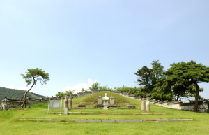 정연 묘(경기도기념물 제139호) 썸네일