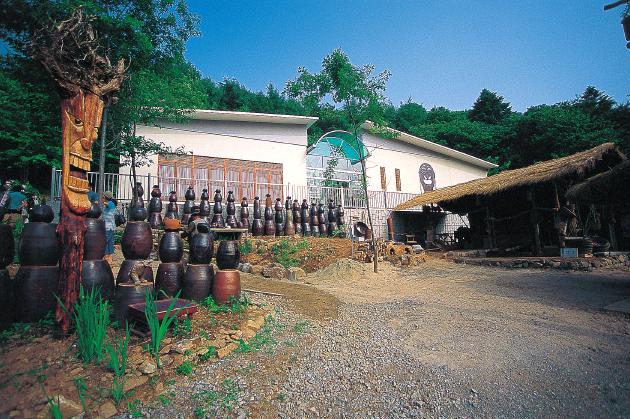 두루뫼박물관 전경