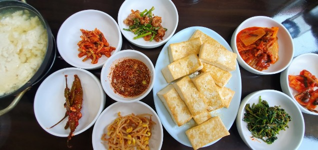 두부 맛집 상차림